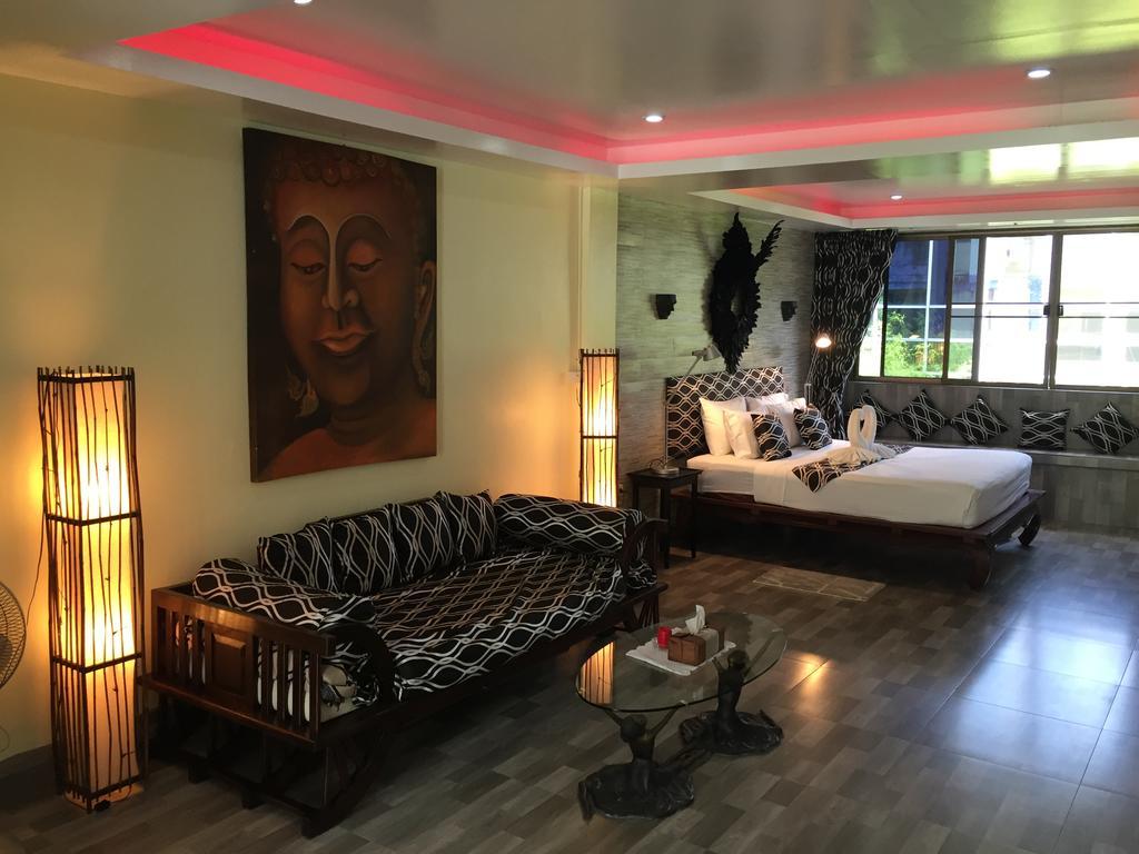 Fong Kaew And Baan Nang Fa Guesthouse Patong Екстер'єр фото