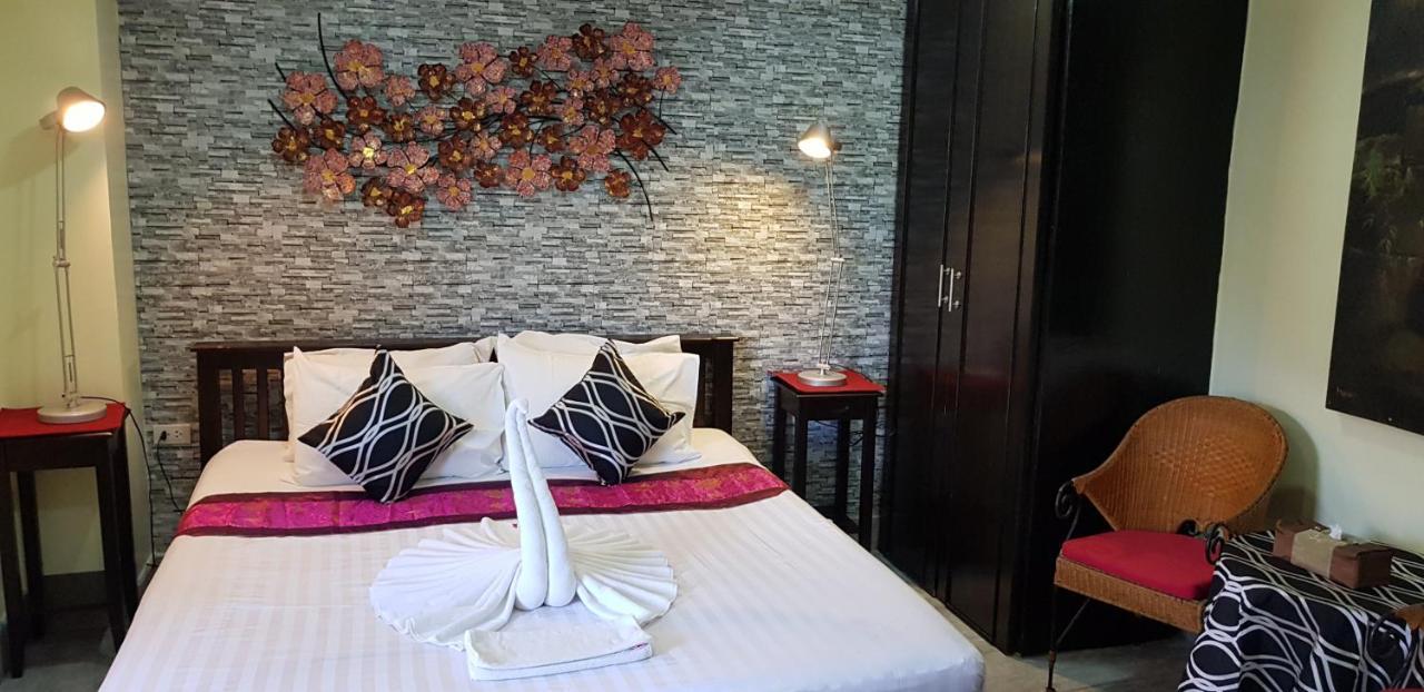 Fong Kaew And Baan Nang Fa Guesthouse Patong Екстер'єр фото